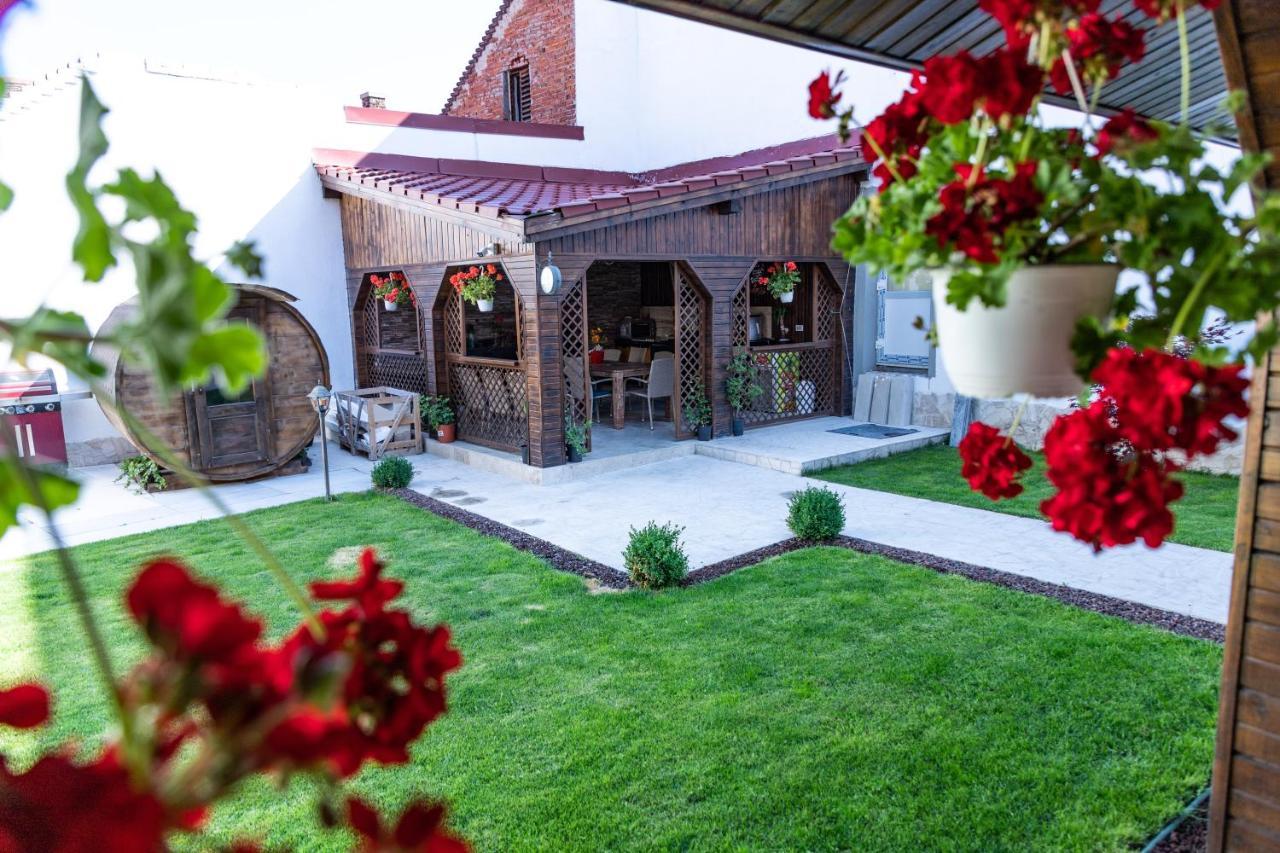 Vila Deadorata Oradea Exterior foto