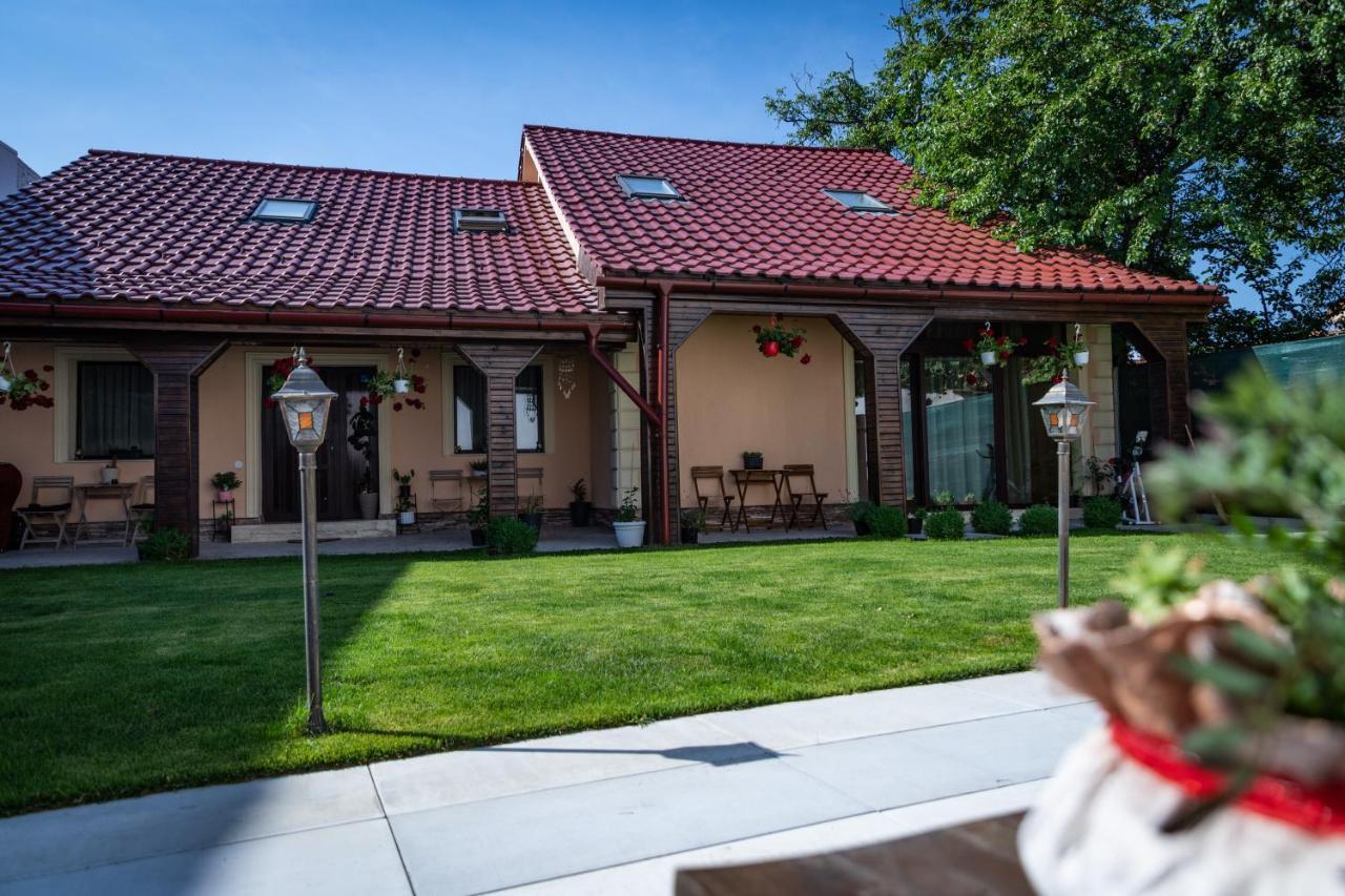 Vila Deadorata Oradea Exterior foto